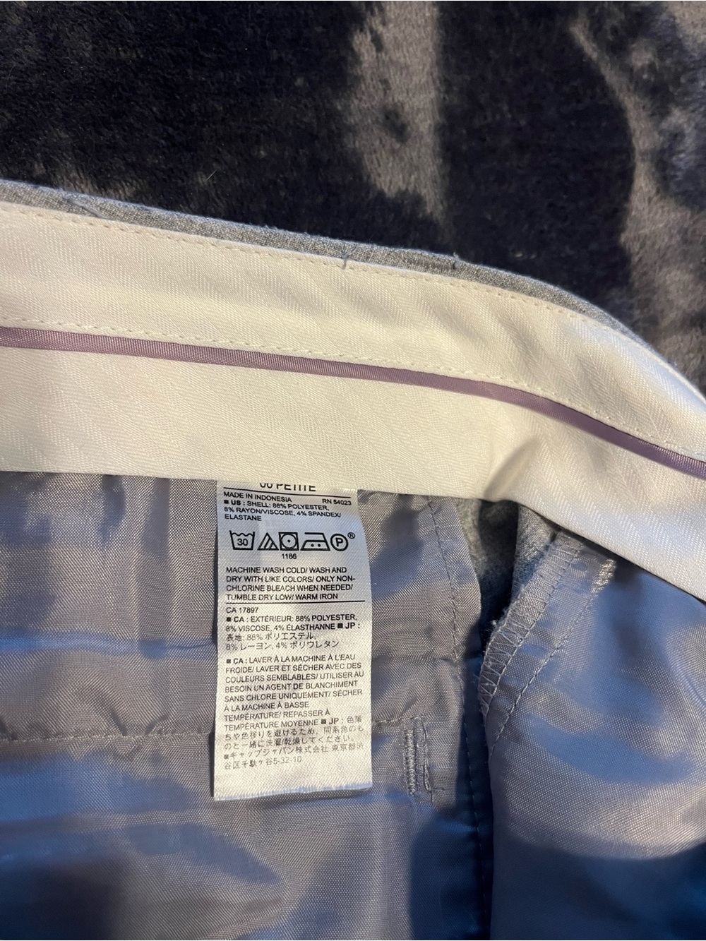 Banana Republic Light Gray women’s Dress Pants - Picture 6 of 7